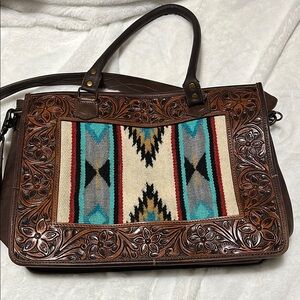 American Darling Shoulder Bag